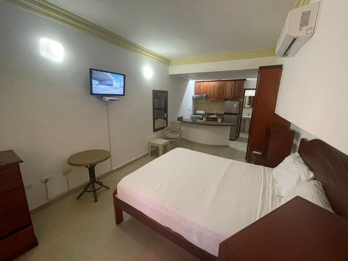 Aparta Hotel Caribe Paraiso フアン・ドリオ エクステリア 写真