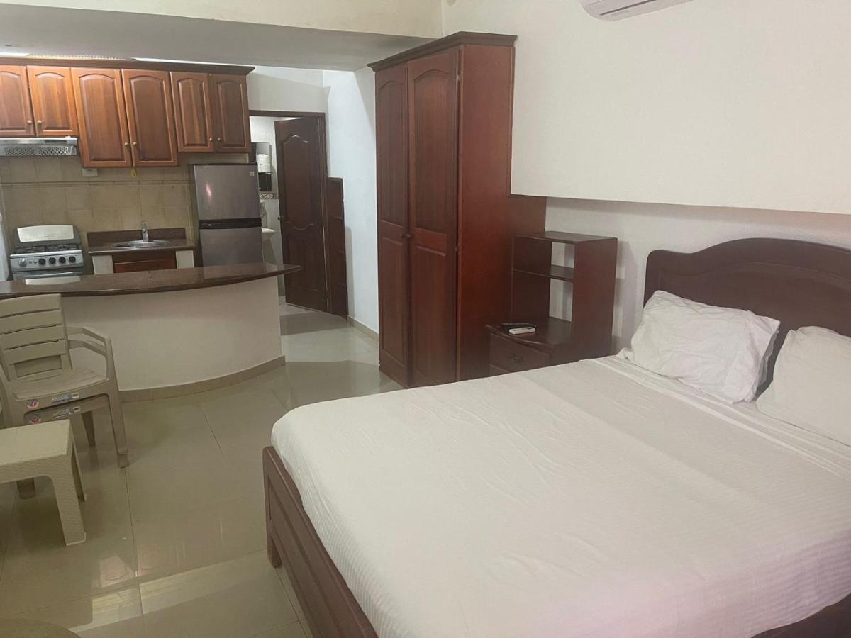 Aparta Hotel Caribe Paraiso フアン・ドリオ エクステリア 写真