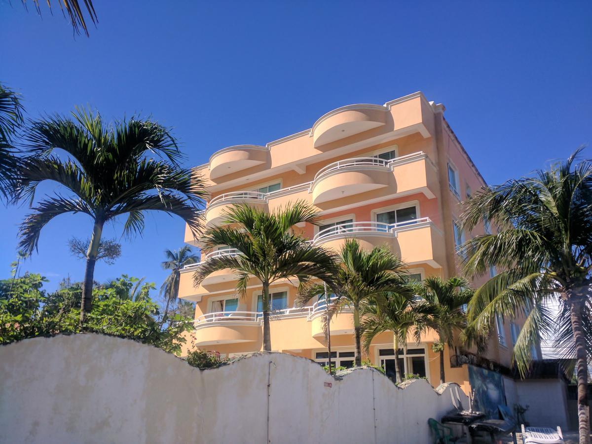 Aparta Hotel Caribe Paraiso フアン・ドリオ エクステリア 写真